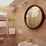 Gruber טריאסטה