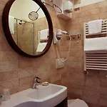 מלון Gruber 2*
